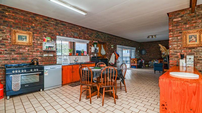 5 Bedroom Property for Sale in Dana Bay Western Cape